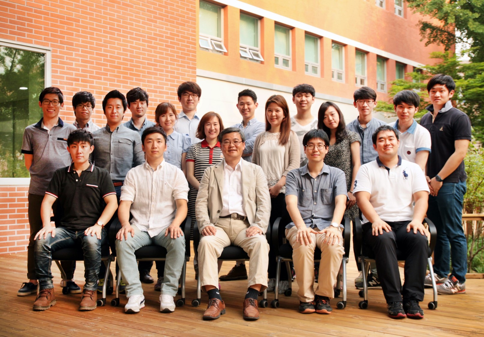 2014년 여름 의대인턴들과 단체사진